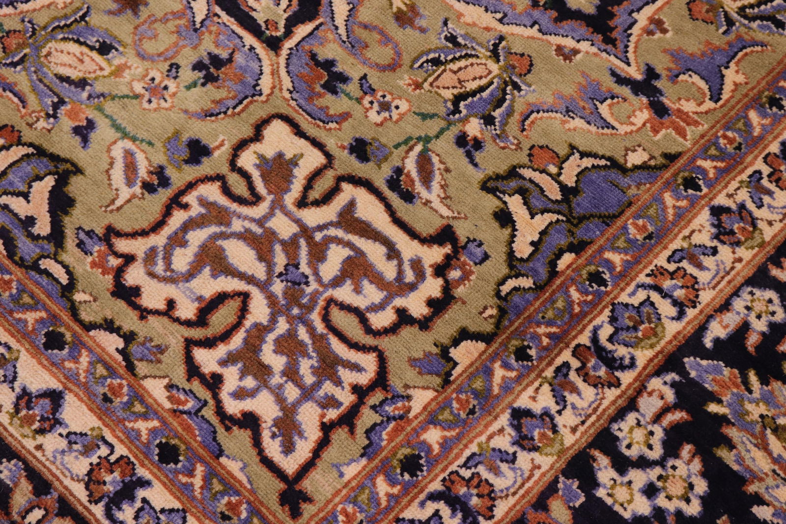 1960s 9x13 Hand-Knotted Oriental Rug Navy Field Ivory Accent - 6