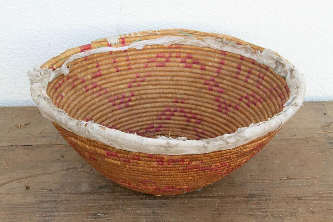 Farmhouse Nomadic Basket With Pink and Natural Colors - 4