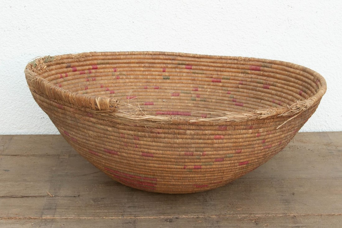 Impressive 31" Dm Crimson Motif Antique Basket - 2