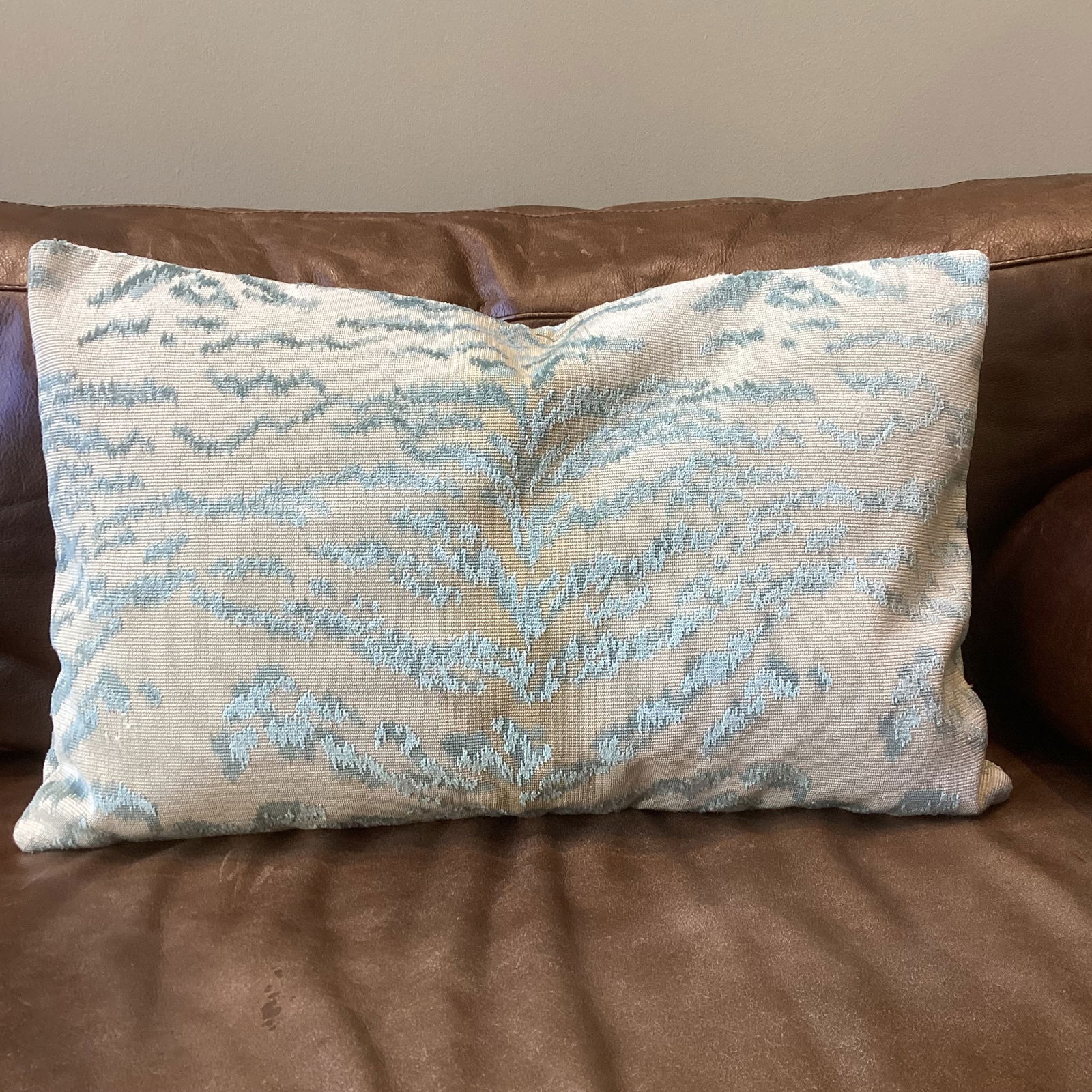 New Pair of Cowtan & Tout Blue and Cream Tiger Print Lumbar Pillows - 6