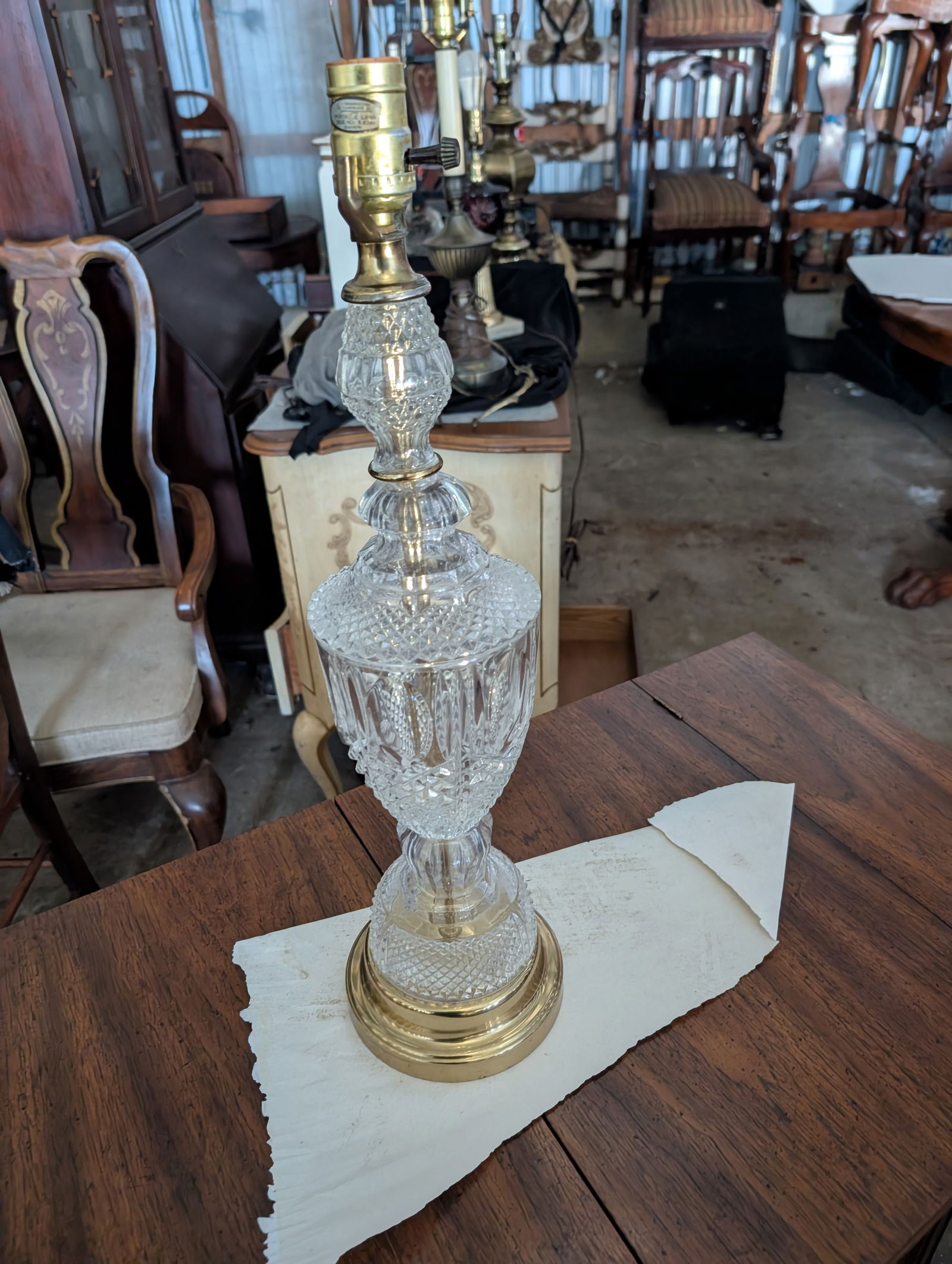 Vintage Laurel Lamp Co. Crystal Urn Table Lamp - Mid-Century Hollywood Regency - 7