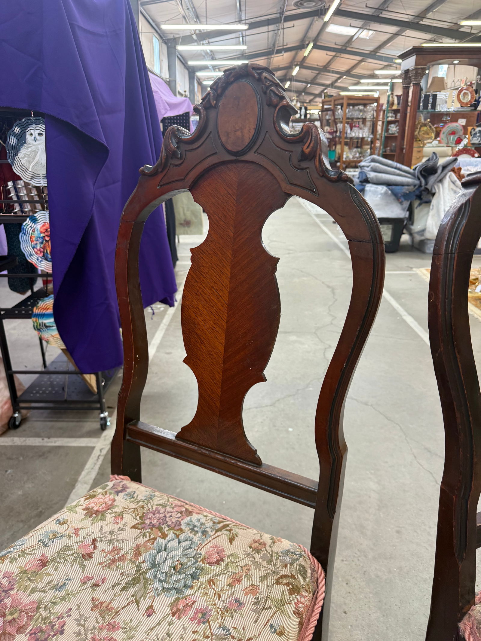 1920s Queen Ann Style Hand Carved European English Tudor Style Dining Side Chair Pair - 9