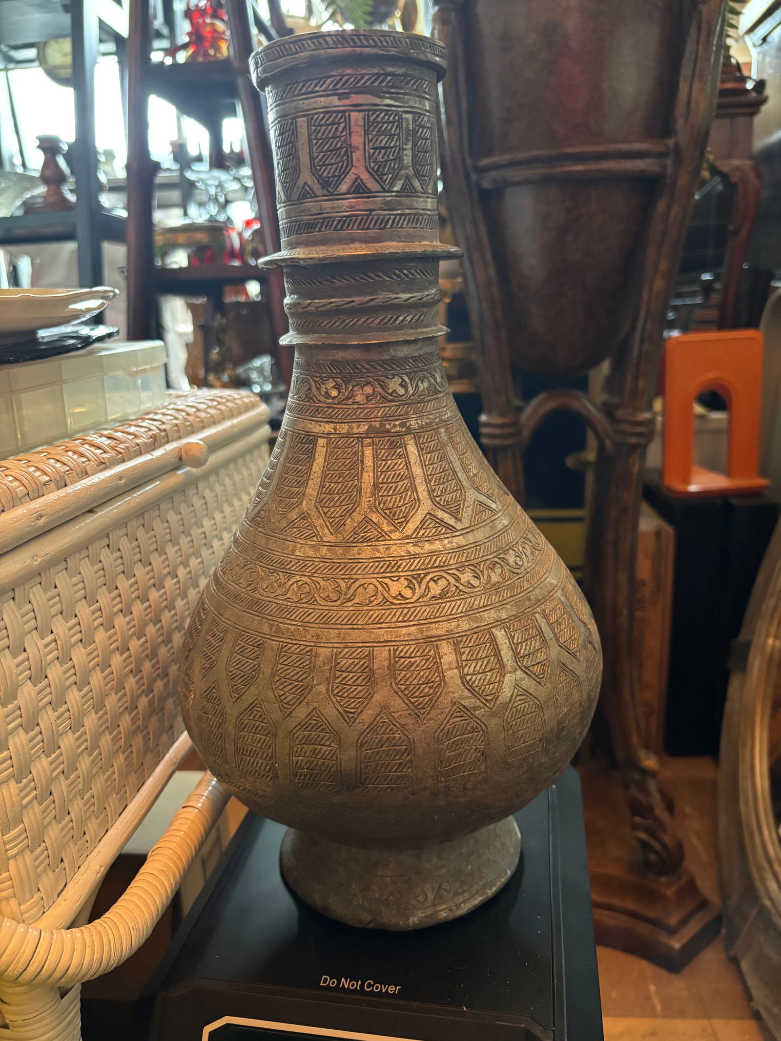 Mid 19th Century Indo-Persian Style Vase - 3