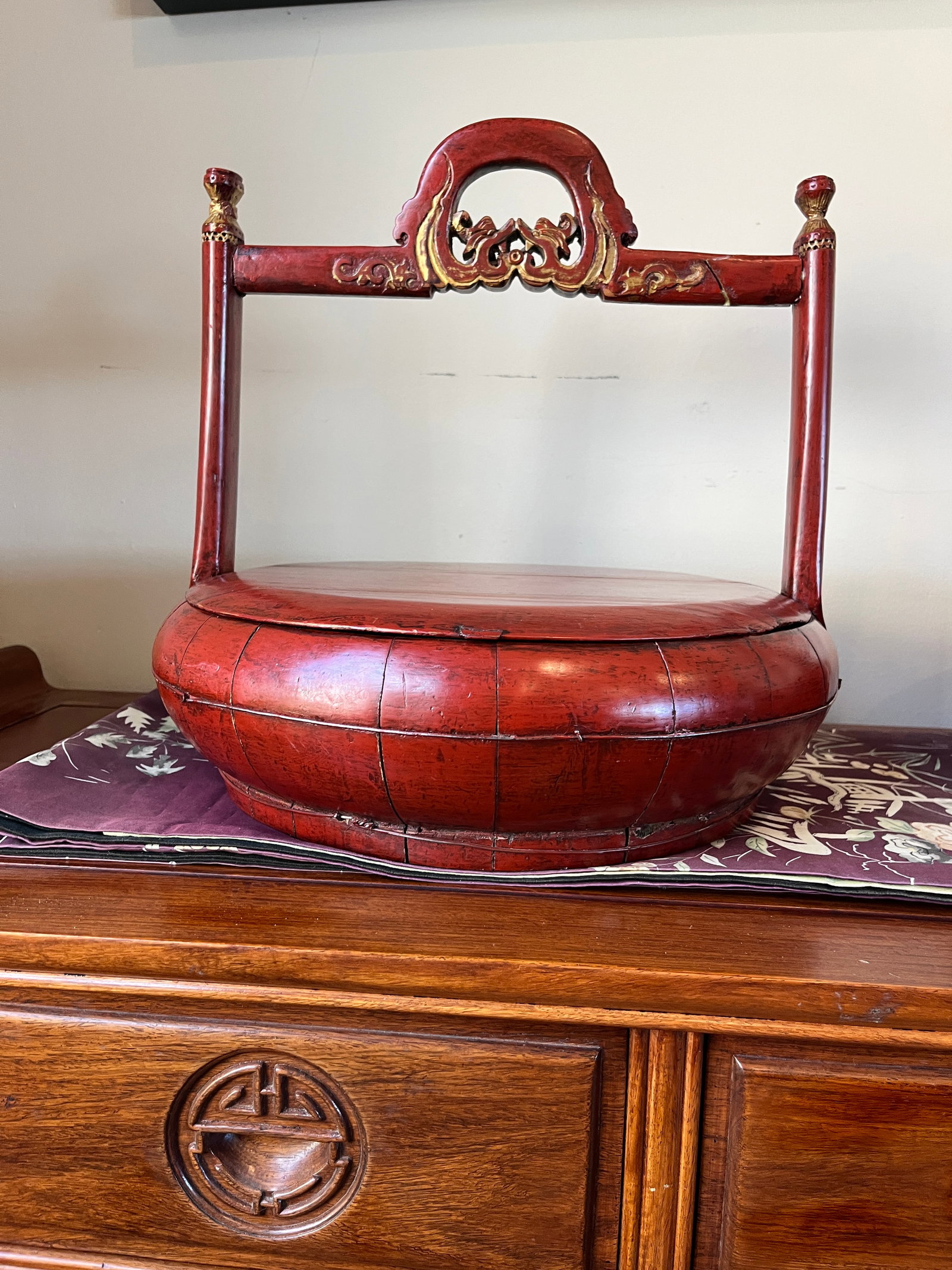 Pair Antique Chinese Cinnabar Red Lacquer Wedding Buckets Gilt Carved - 2