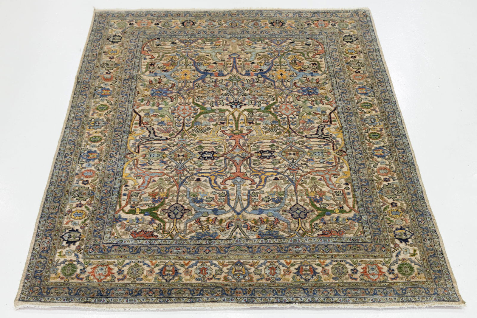 Hand-Knotted Modern Bidjar Hi-Lo Textured Rug Beige Wool Rug Floral & Vine Motif - 2