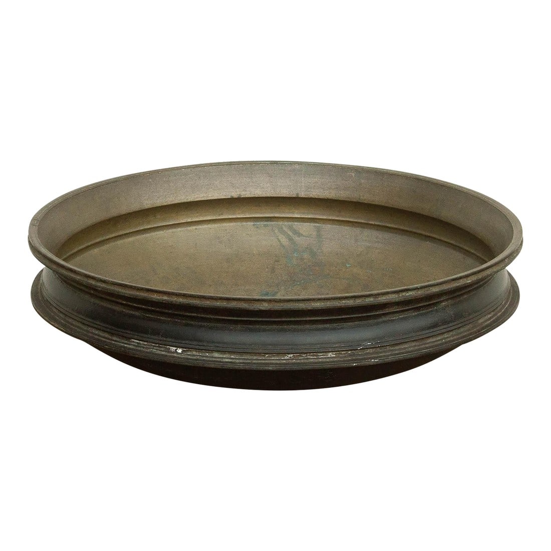 Early 20th Century Heirloom Bronze Urli: This 22.5-inch Urli is an authentic piece of Southern Indian heritage, hand-cast using the traditional lost-wax method in Kerala. Weighing 30lbs, this vessel was originally designed for the