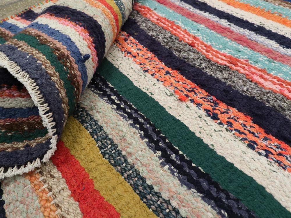 Galerie Shabab Collection Mid-20th Century Persian Flatweave Kilim Rug - 10