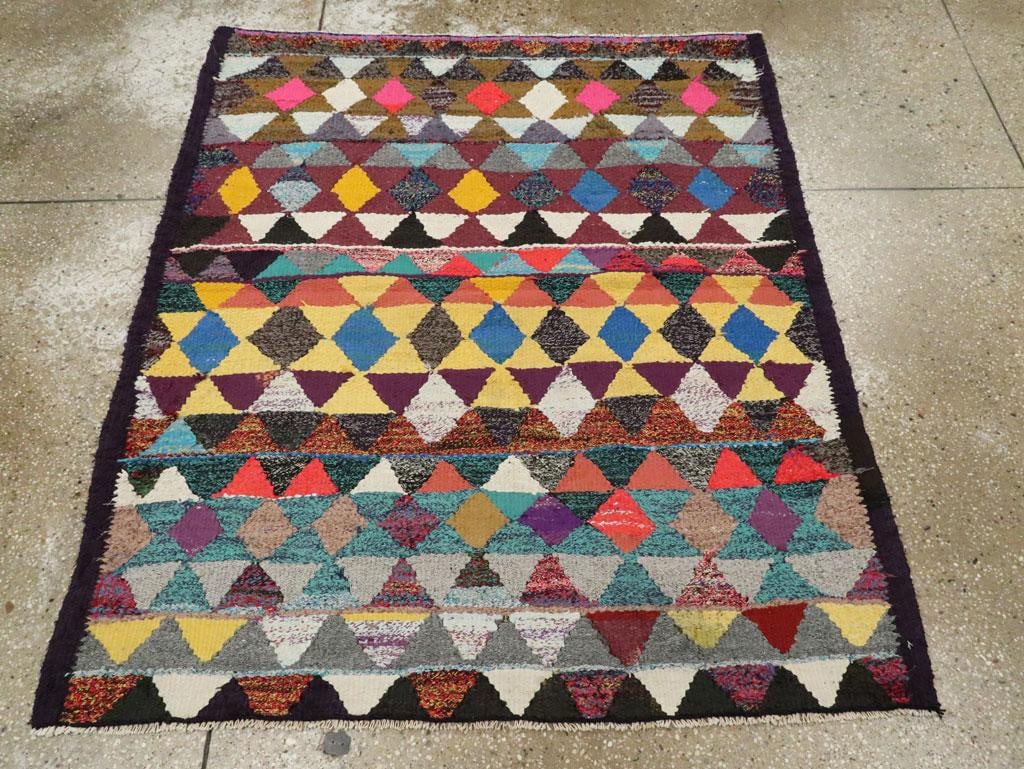 Galerie Shabab Collection Mid-20th Century Persian Flatweave Kilim Rug - 4