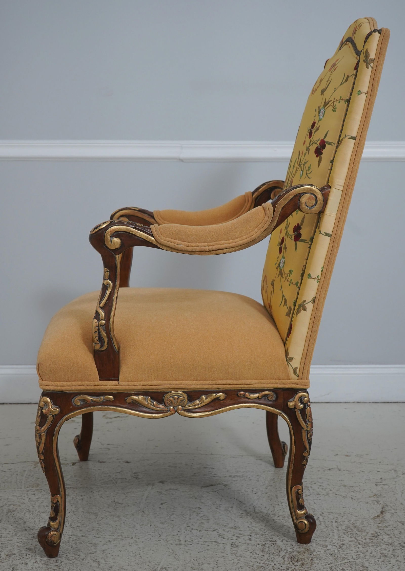 Pair of Century Louis XV Style Giltwood Armchairs - 3