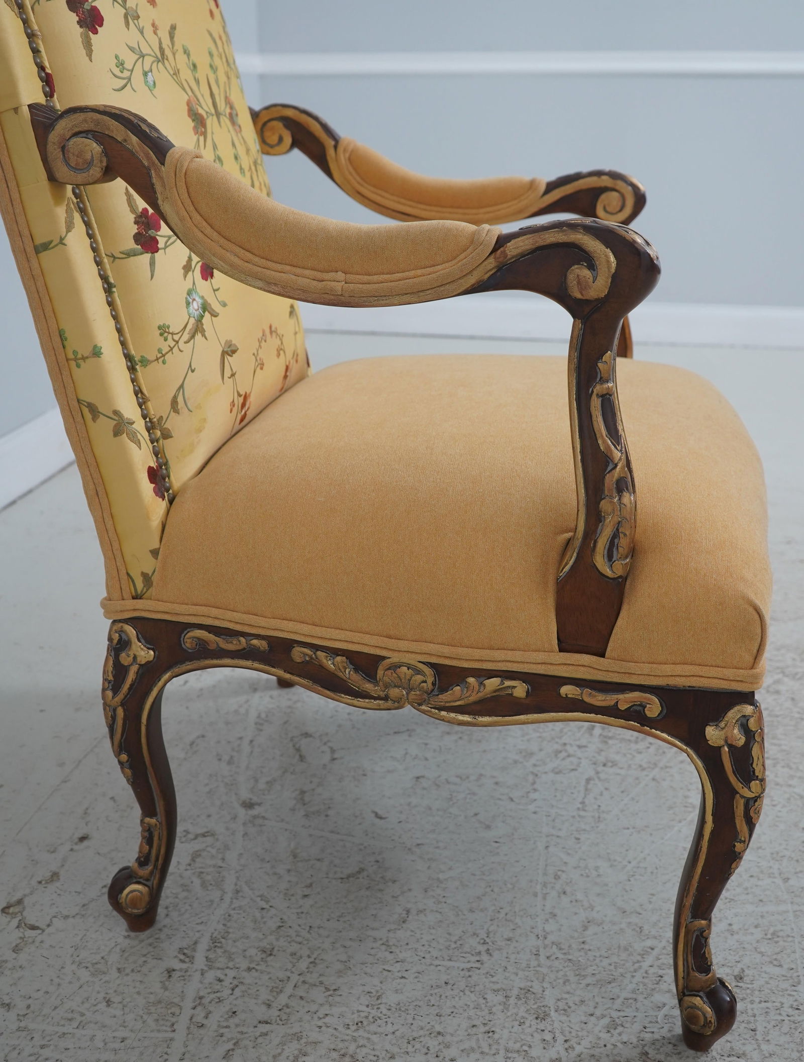 Pair of Century Louis XV Style Giltwood Armchairs - 8