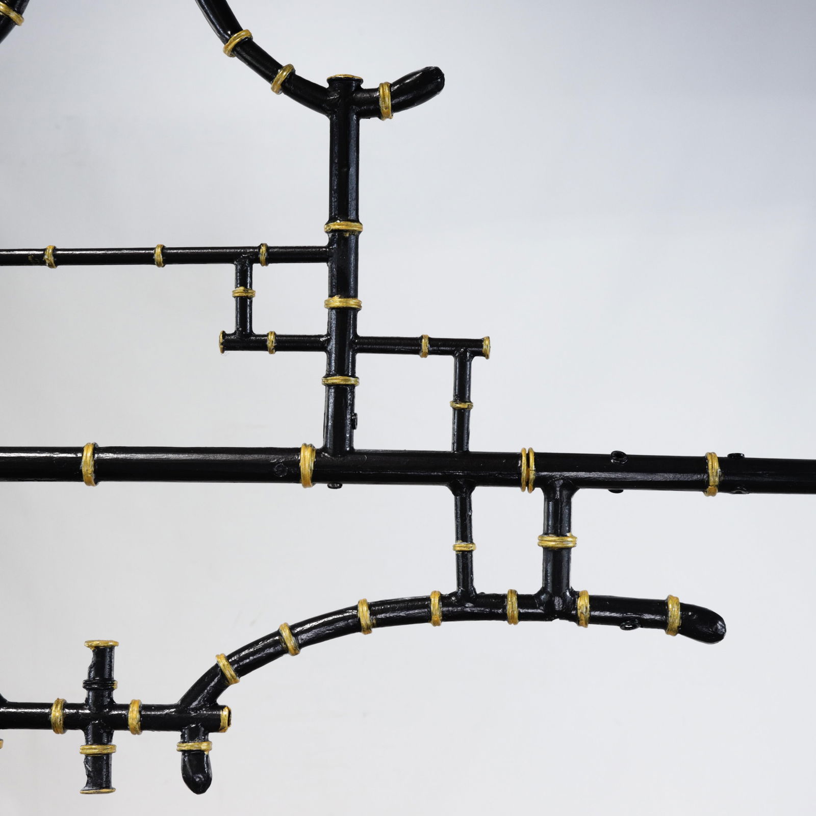 Vintage Chinoiserie Faux Bamboo Pagoda Chandelier Black and Gold Linear Island Pendant Light - 7