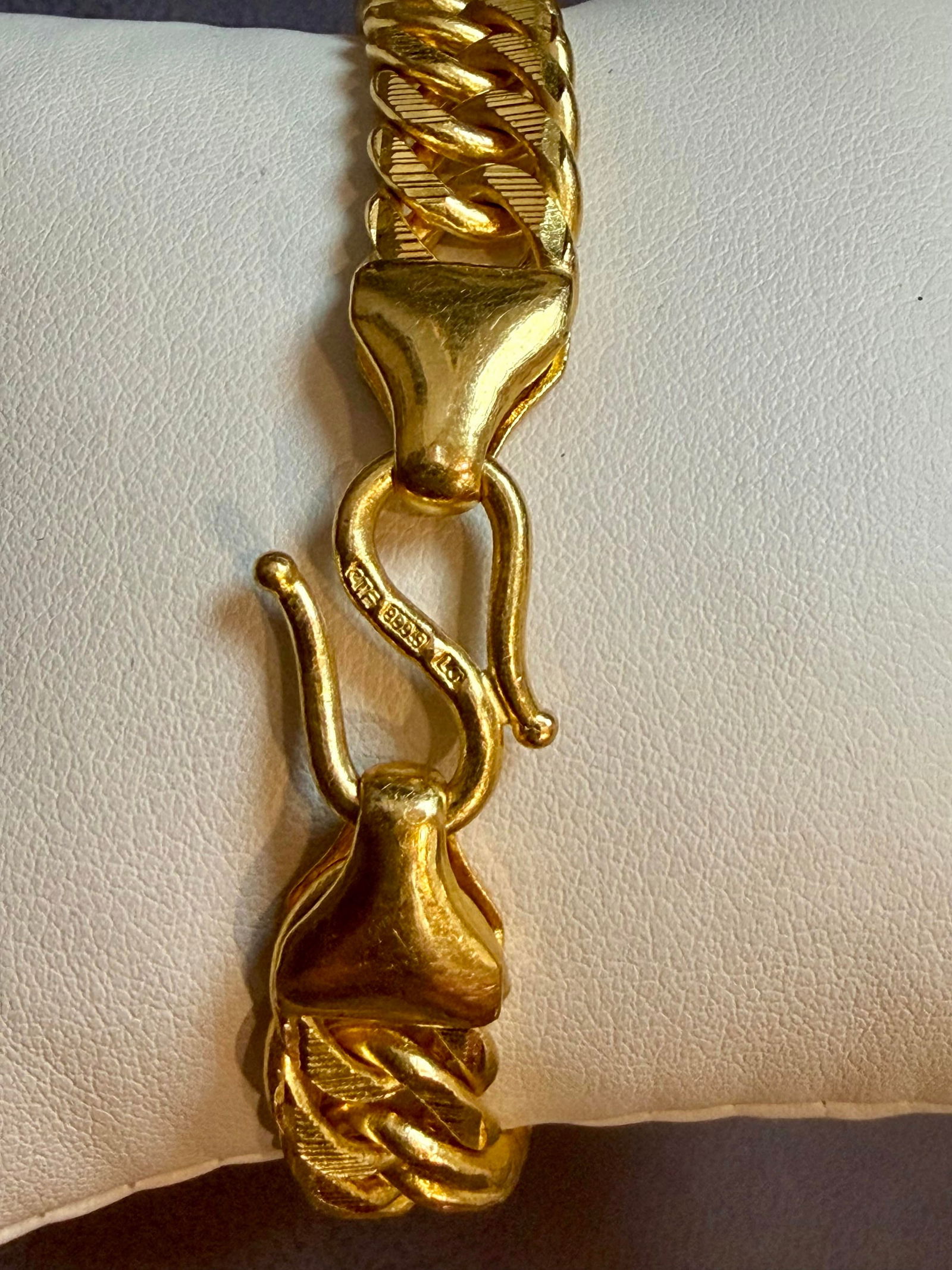 Link 24 Karat Pure Yellow Gold Solid Bracelet, 73 Gm, Unisex , 8 Inch - 5