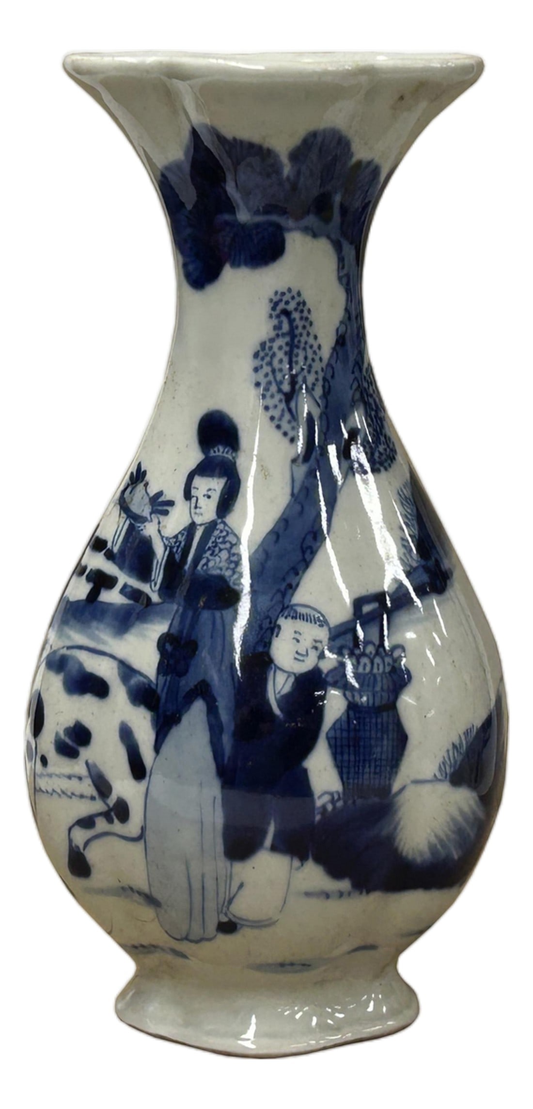 Oriental Small Blue White Scenery Graphic Flower Shape Porcelain Art Vase: This small blue and white porcelain vase features a charming lobed, foliate rim that mimics the shape of a flower, tapering into a slender neck before expanding into a classic pear-shaped body. The