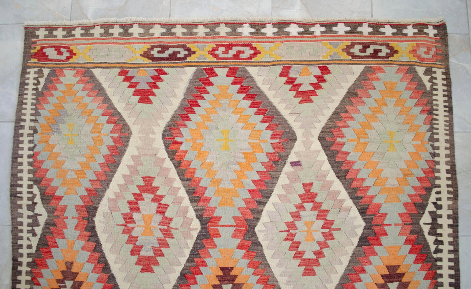 Vintage Handwoven Turkish Rug Kilim, Primitive Tribal Statement, Bohemian Area Rug - 5"²8"³ - 11
