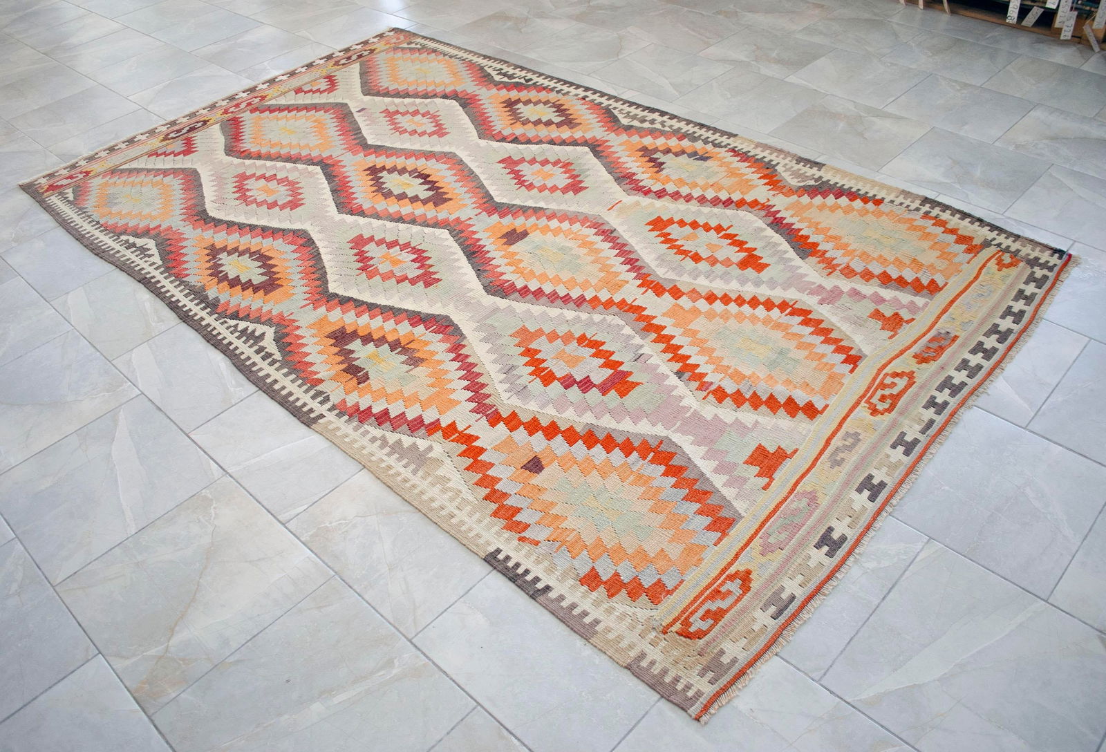 Vintage Handwoven Turkish Rug Kilim, Primitive Tribal Statement, Bohemian Area Rug - 5"²8"³ - 6