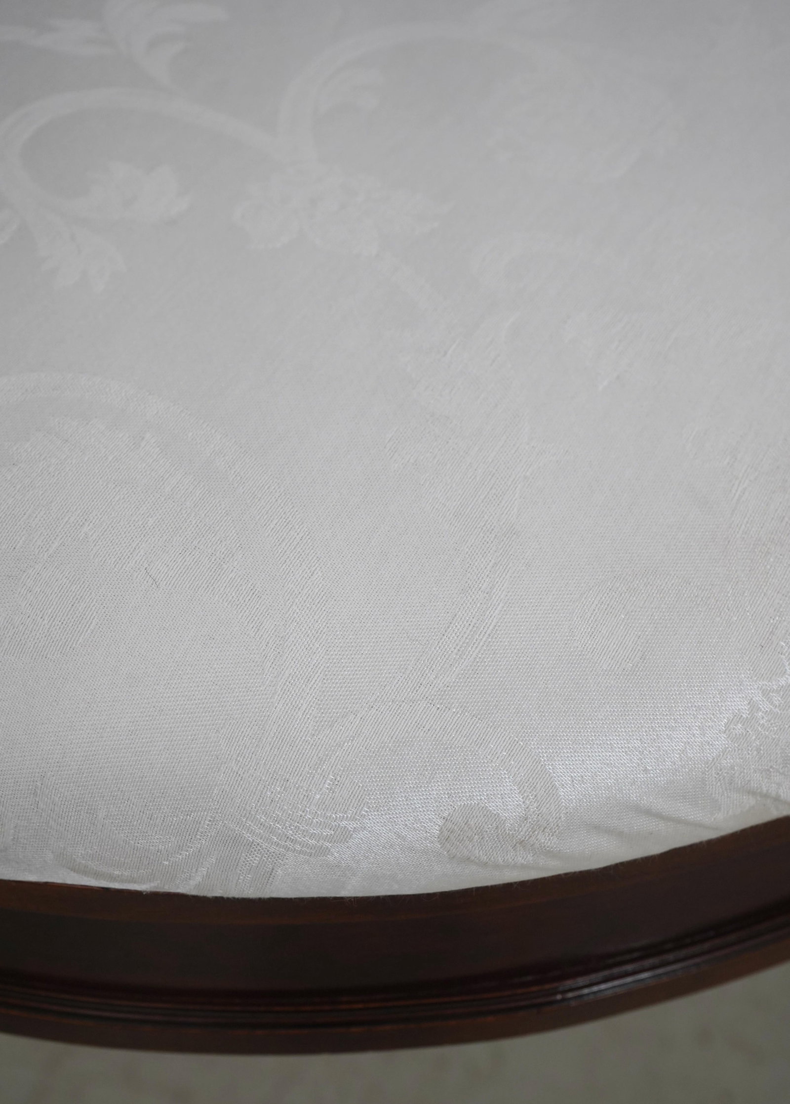 Henkel Harris Mahogany Long Window or Bed Bench - 5