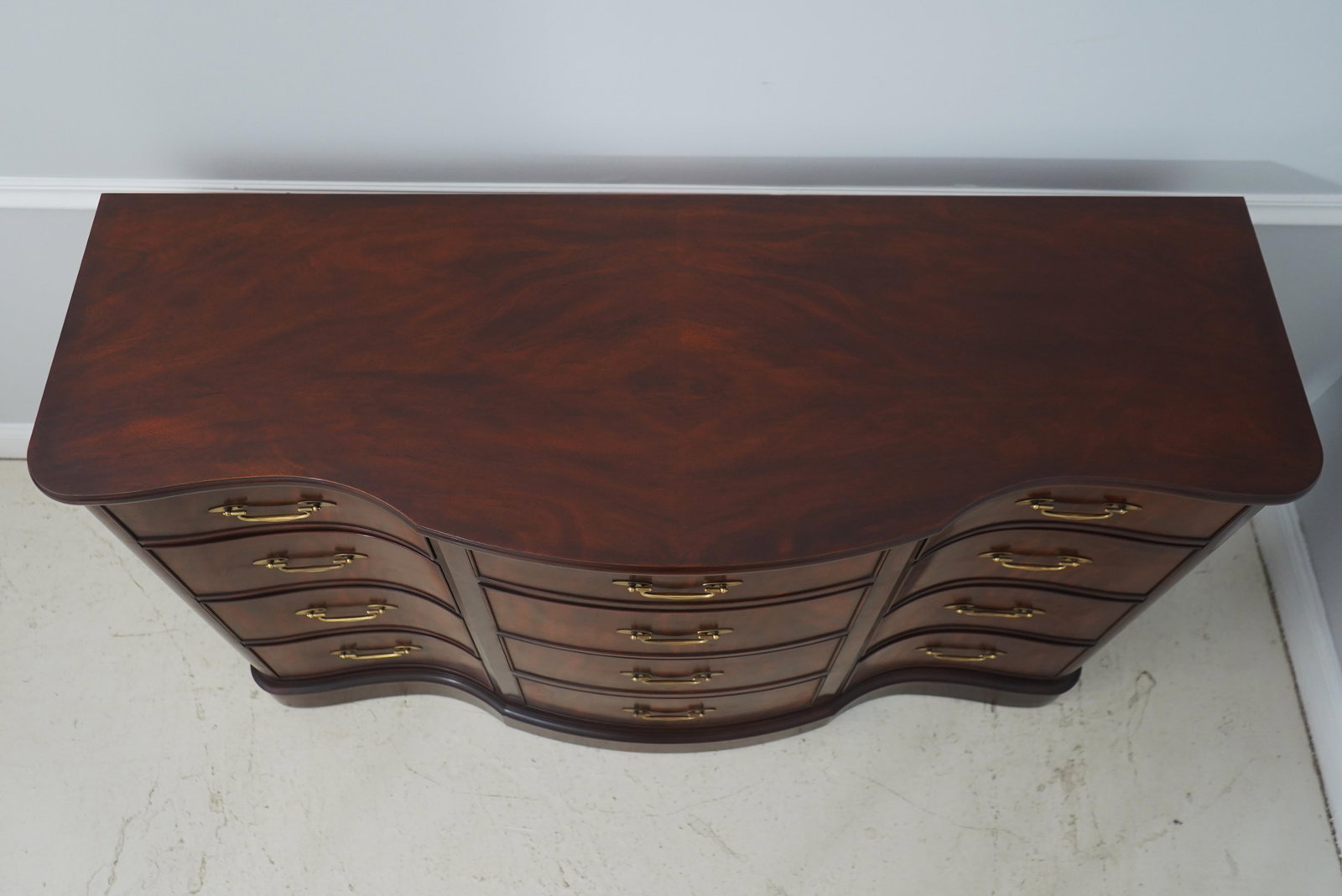 Henkel Harris Mahogany 12 Drawer Dresser - 7