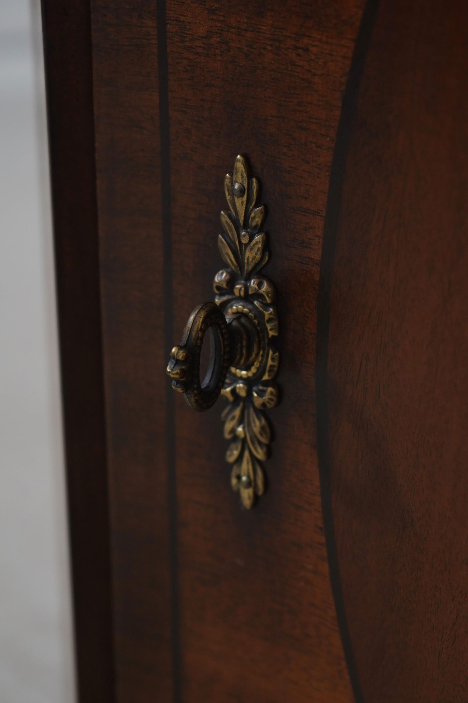 Henredon 4 Drawer 2 Door Mahogany Server High Chest - 13