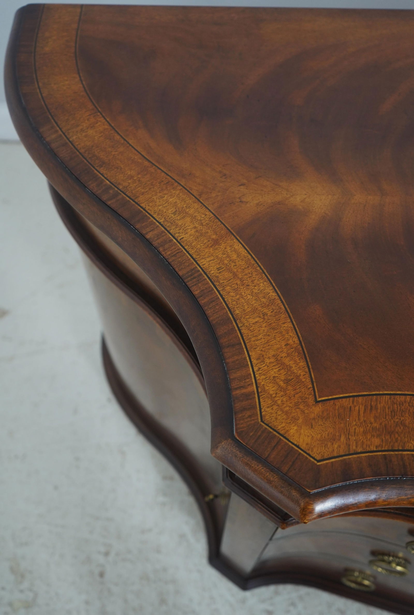 Henredon 4 Drawer 2 Door Mahogany Server High Chest - 15