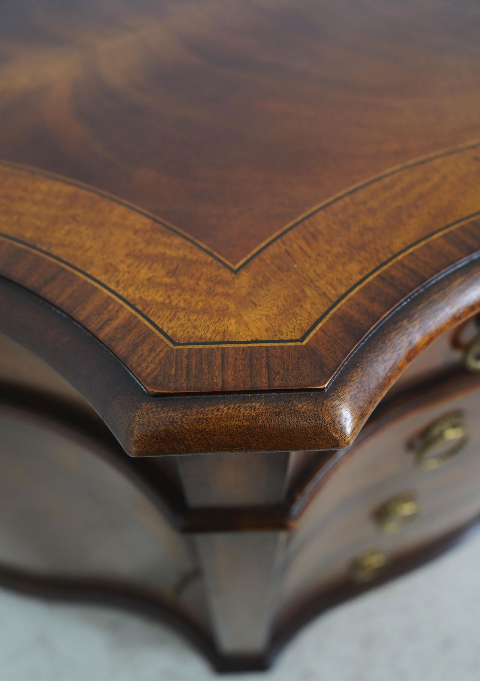 Henredon 4 Drawer 2 Door Mahogany Server High Chest - 9