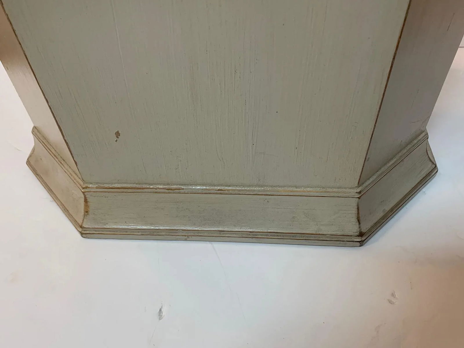 Neoclassical Octagonal Gray Painted Pedestals -A Pair - 3