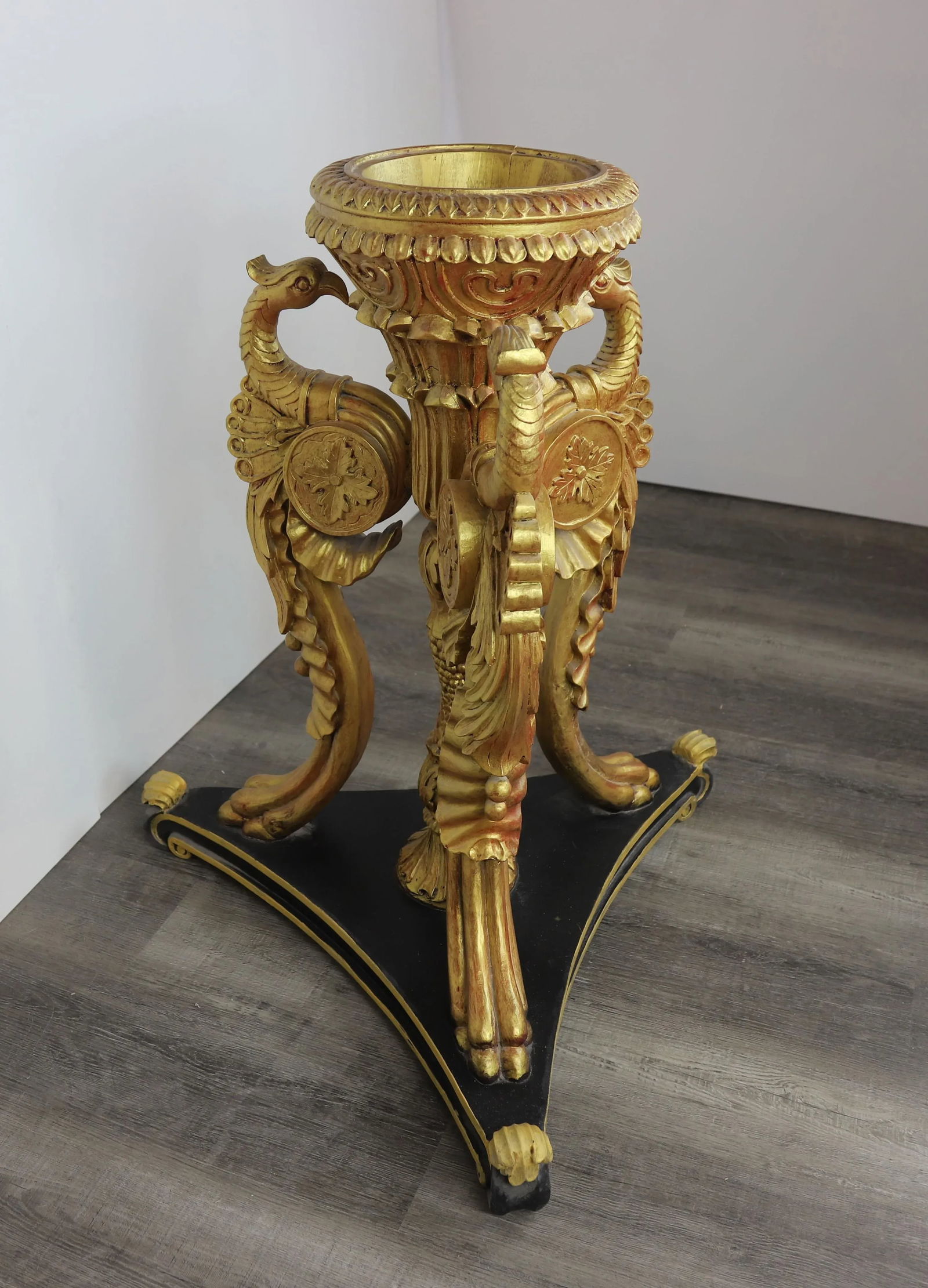 A Pair of 20th Baroque Tripod Vases - 5