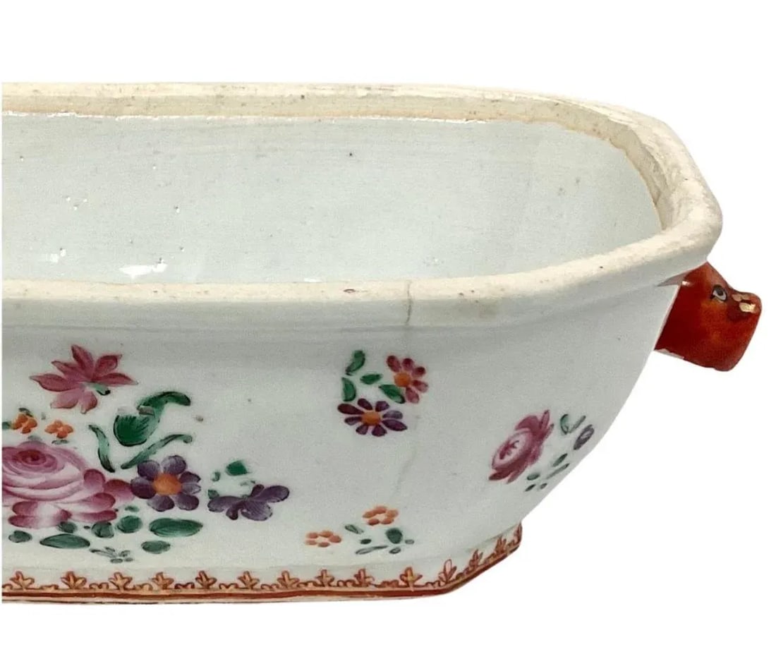 Set of 2 19th Century Chinese Export Famille Rose Tureens, Small - 10