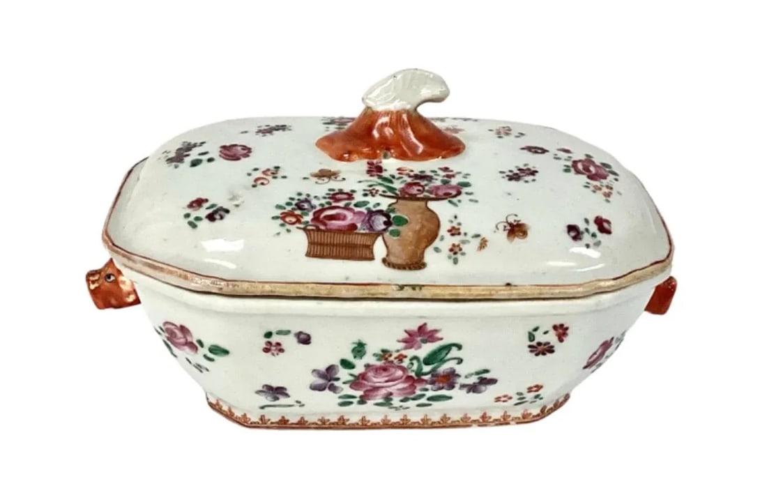 Set of 2 19th Century Chinese Export Famille Rose Tureens, Small - 5