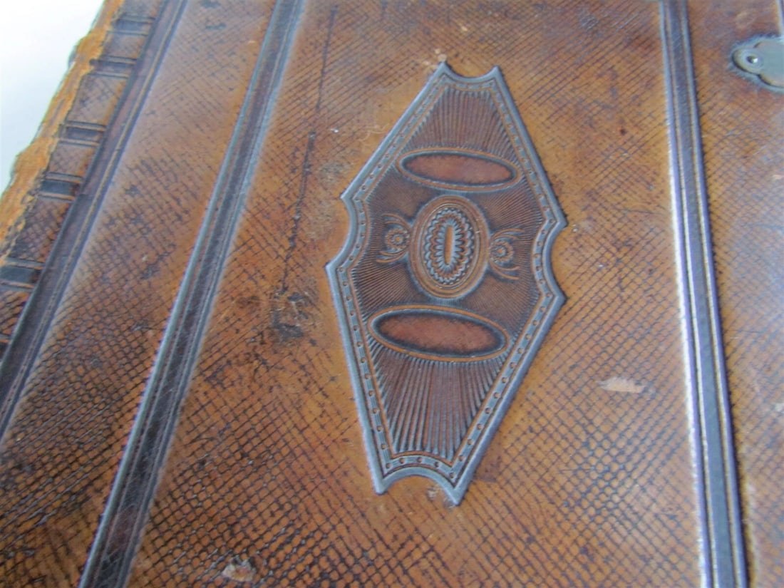 1782 BIBLE LEATHER BOUND w/ CLASPS BIBLIA SACRA antique in DUTCH NETHERLANDS - 3