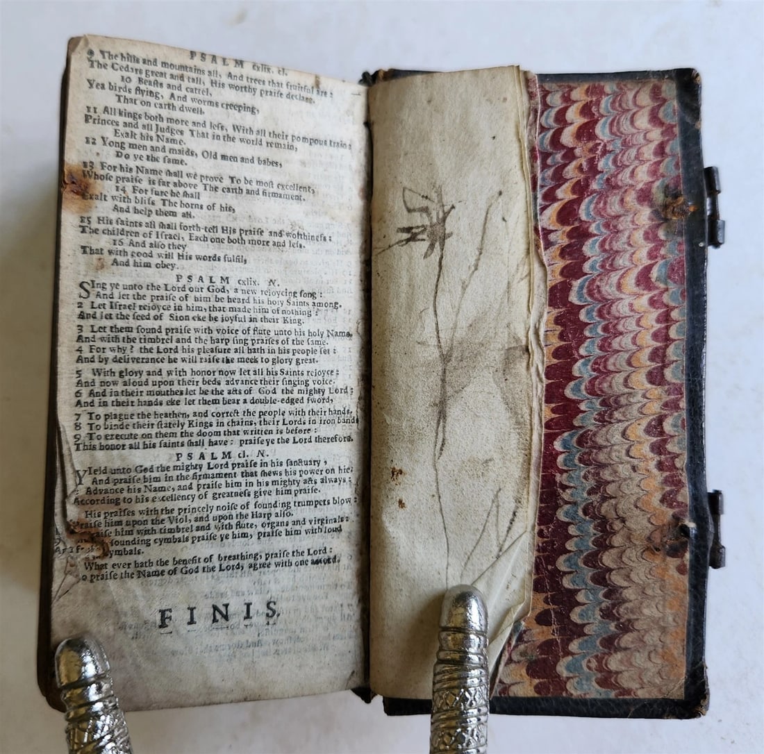 1653 PEARL BIBLE in ENGLISH antique OLD & NEW TESTAMENT pocket size RARE - 8