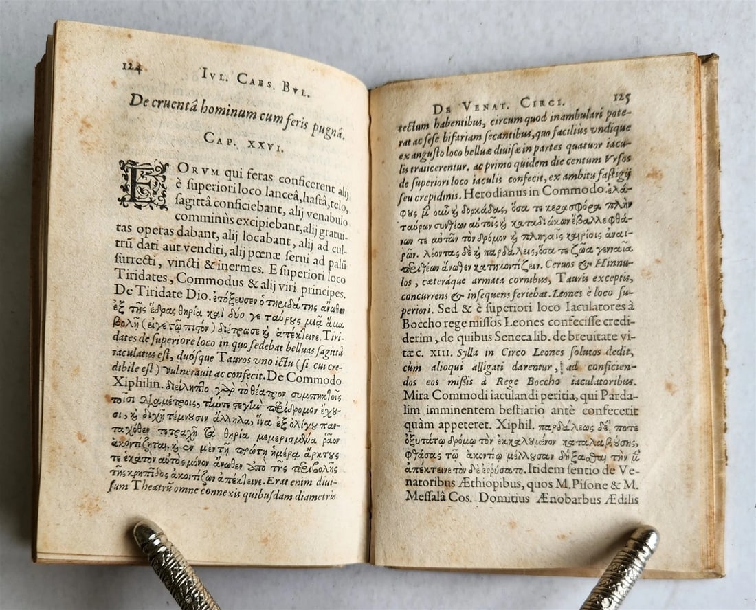 1598 TREATISE on HUNTING in CIRCUS & AMPHITHEATERS in ANTIQUITY antique VELLUM - 3