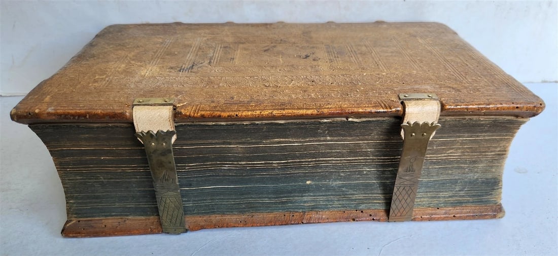 1654 SERMONS Augustana fidei confessio antique PIGSKIN BOUND FOLIO w/ CLASPS - 4