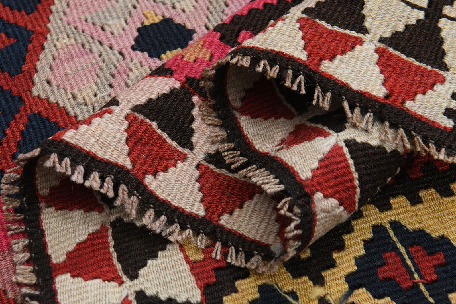 3'8x14'8 ft, TURKISH VINTAGE RUNNER: Title: 3'8x14'8 ft, TURKISH VINTAGE RUNNER Description: This Turkish one-of-a-kind Vintage Flatweave Kilim Rug is hand-knotted and handwoven by the most skilled artisans who use pure wool, in vibrant,