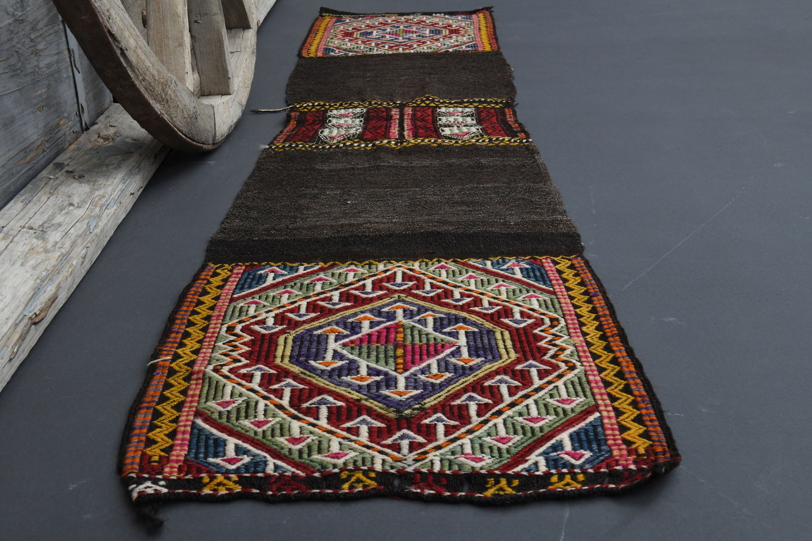 1.8x7.4 DECOR, TURKISH KILIM, Vintage Kilim: Title: 1.8x7.4 DECOR, TURKISH KILIM, Vintage Kilim Description: This Turkish one-of-a-kind Vintage Flatweave Kilim Rug is hand-knotted and handwoven by the most skilled artisans who use pure wool, in