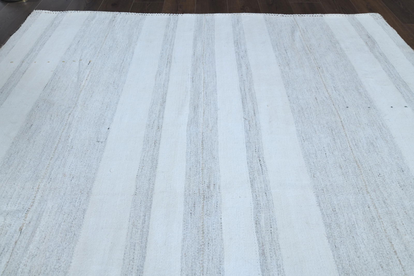 6'6x7'6 ft, WHITE GRAY RUG - 4