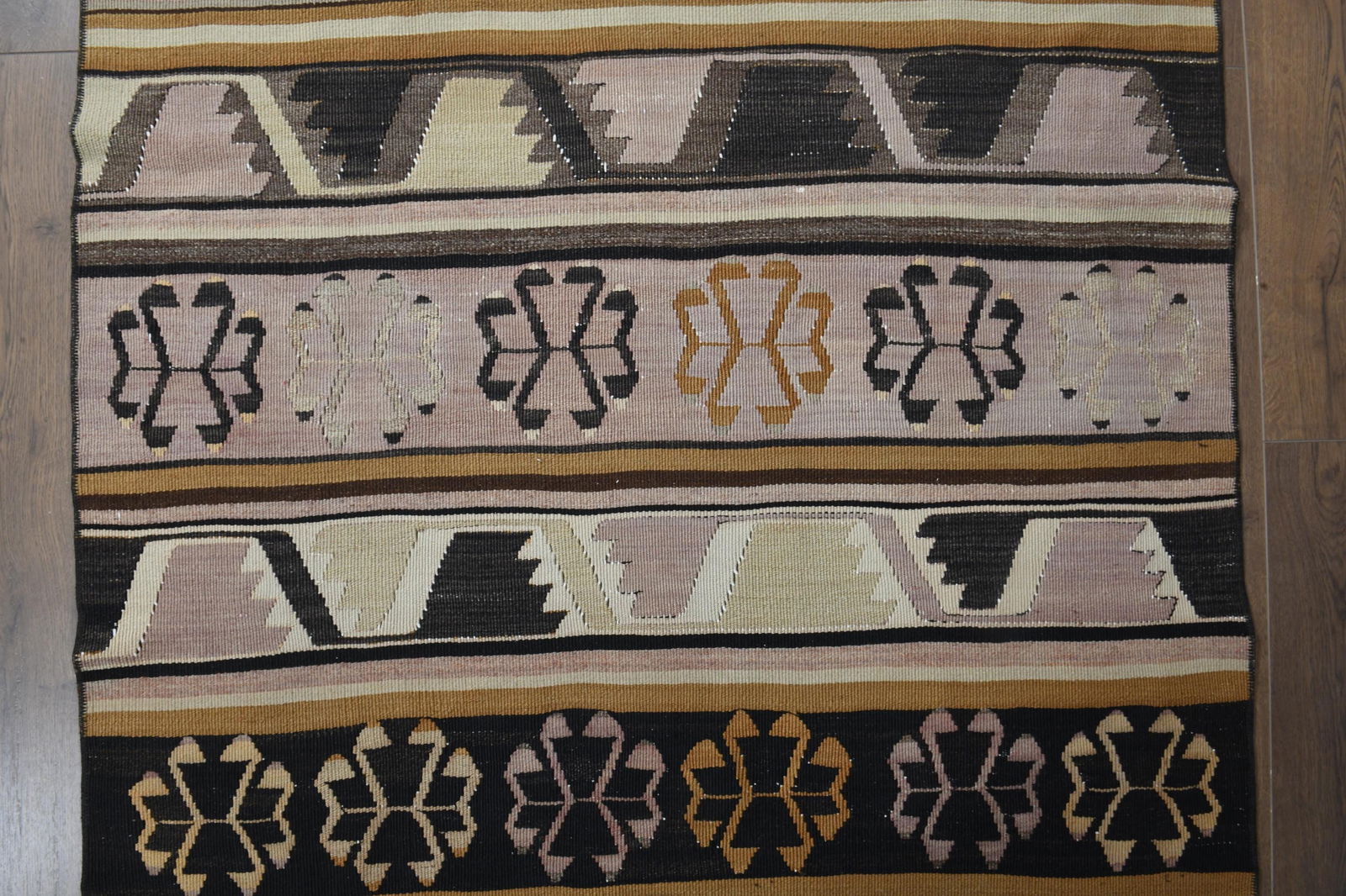 3.7x14.8 ft, ULTRA WIDE RUNNER - 18