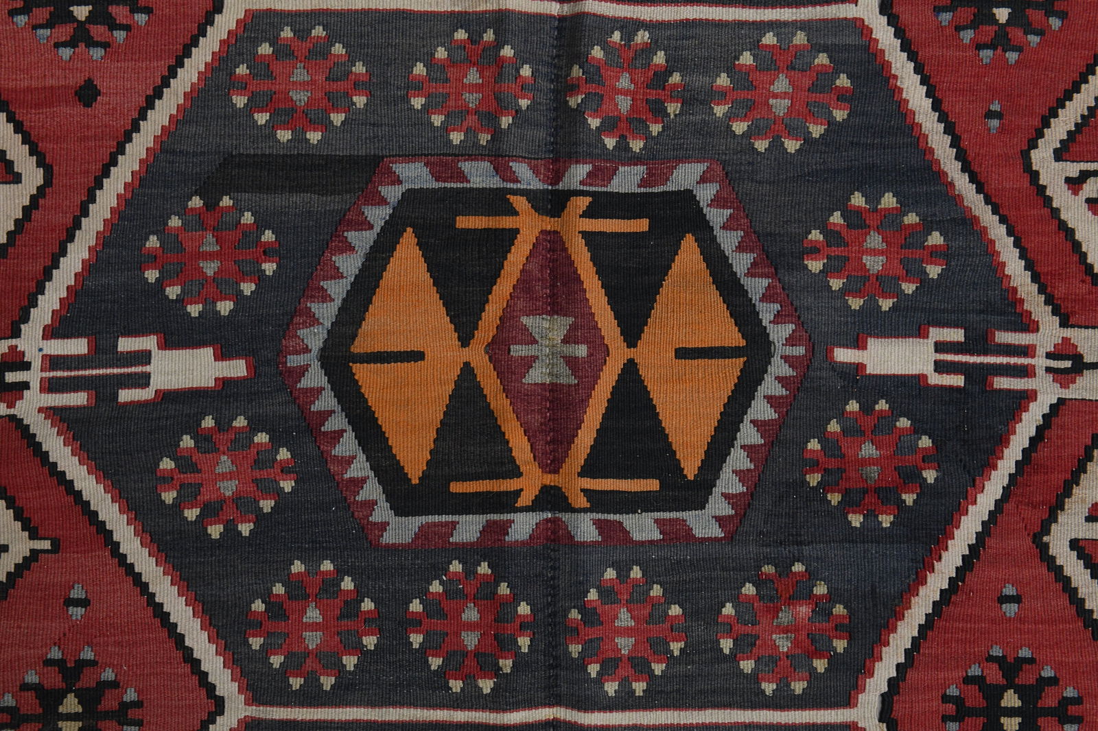 5.6x15.1 ft, RED KILIM RUNNER - 11