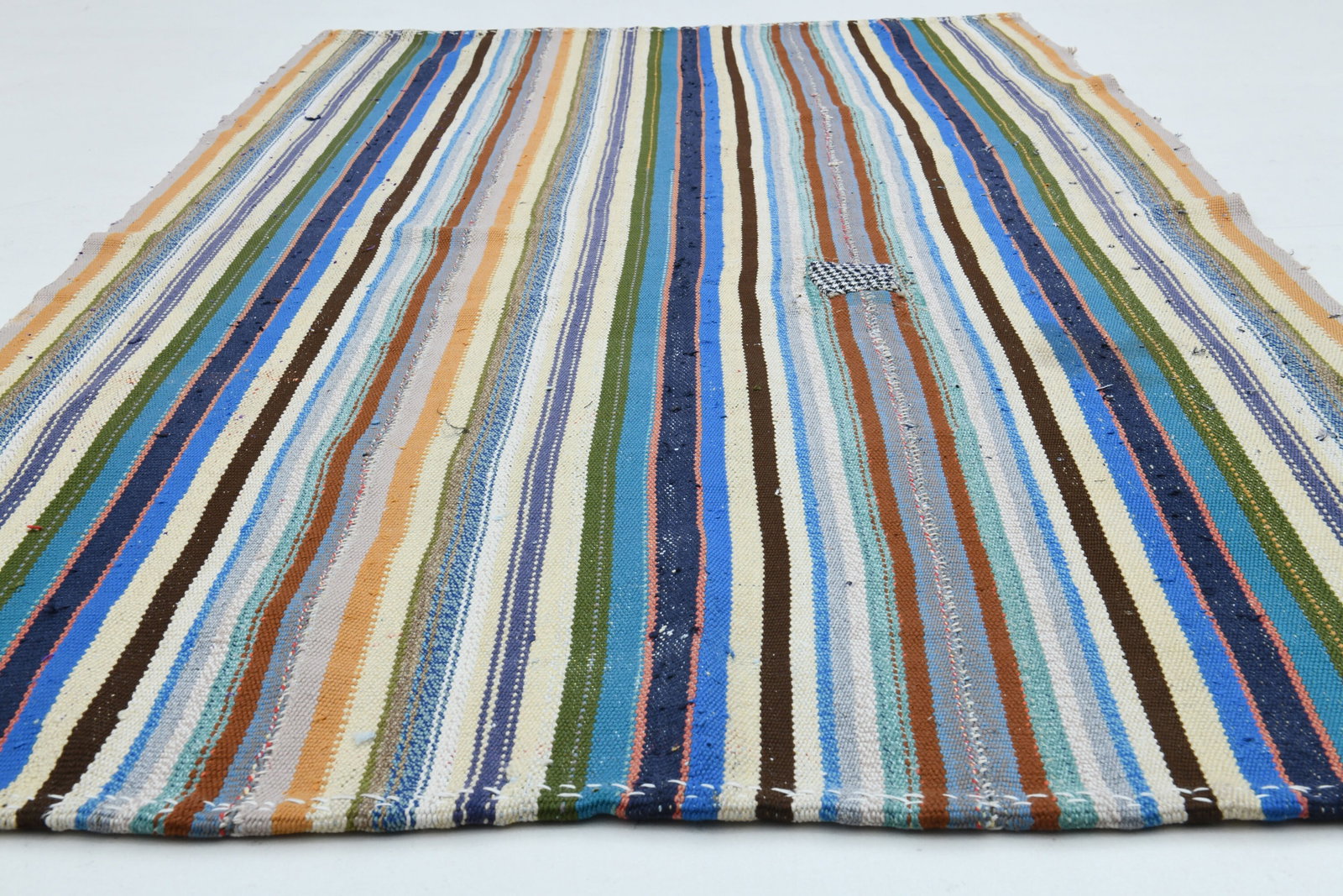 3.5x6.2 Ft TURKISH OUSHAK RUG: Title: 3.5x6.2 Ft TURKISH OUSHAK RUG Description: This Turkish one-of-a-kind Vintage Flatweave Kilim Rug is hand-knotted and handwoven by the most skilled artisans who use pure wool, in vibrant, natur