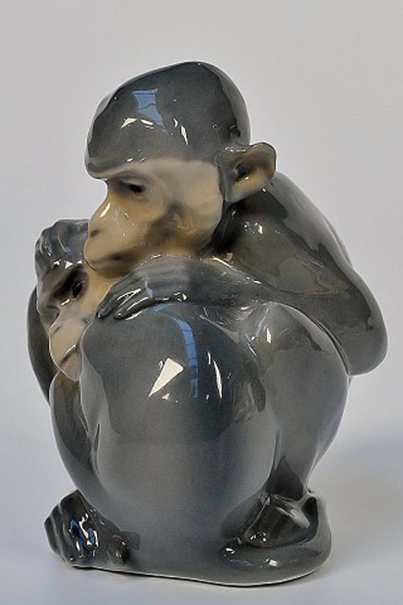 Rare Royal Copenhagen figurine by Christian Thomsen. Two monkeys. - 2