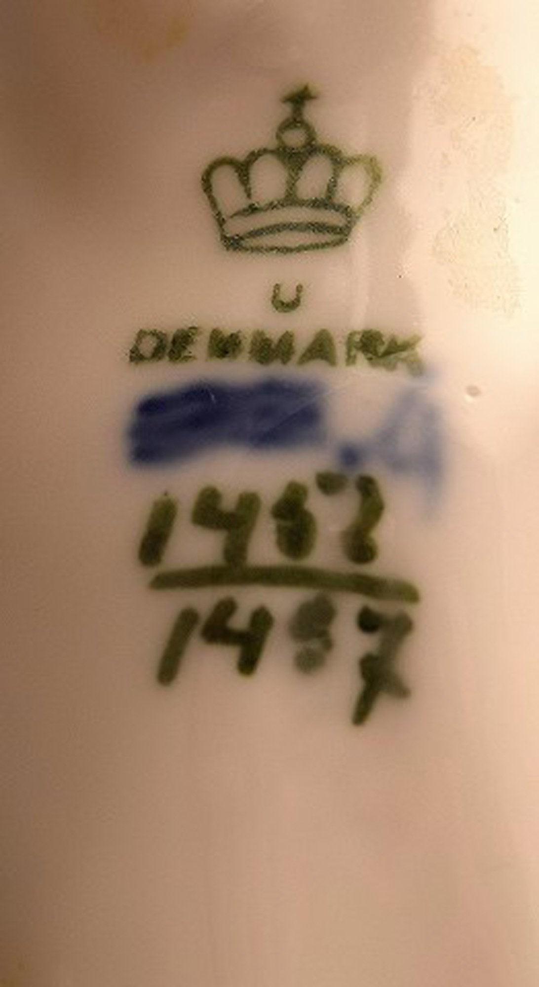 B&G, Bing & Grondahl, English bulldog # 1452/1457. - 4