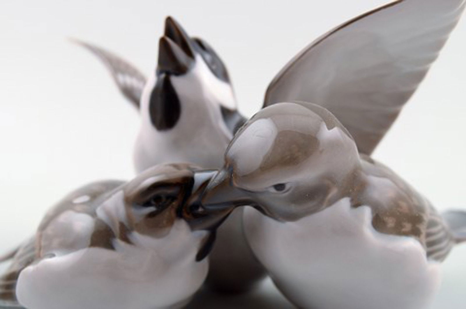 B&G, Bing & Grondahl number 1670, sparrows. - 4