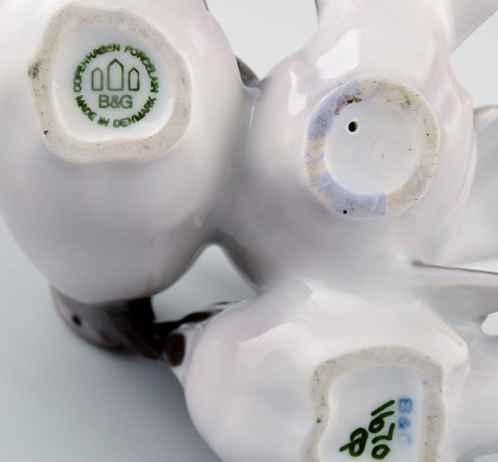 B&G, Bing & Grondahl number 1670, sparrows. - 5