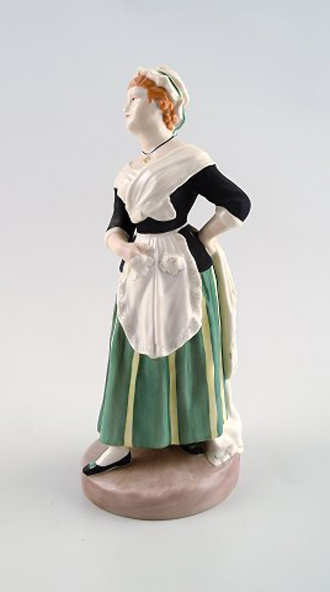 Bing and Grondahl porcelain figure. B&G. "Pernille" in the comedy masquerade by Ludvig Holberg - 2