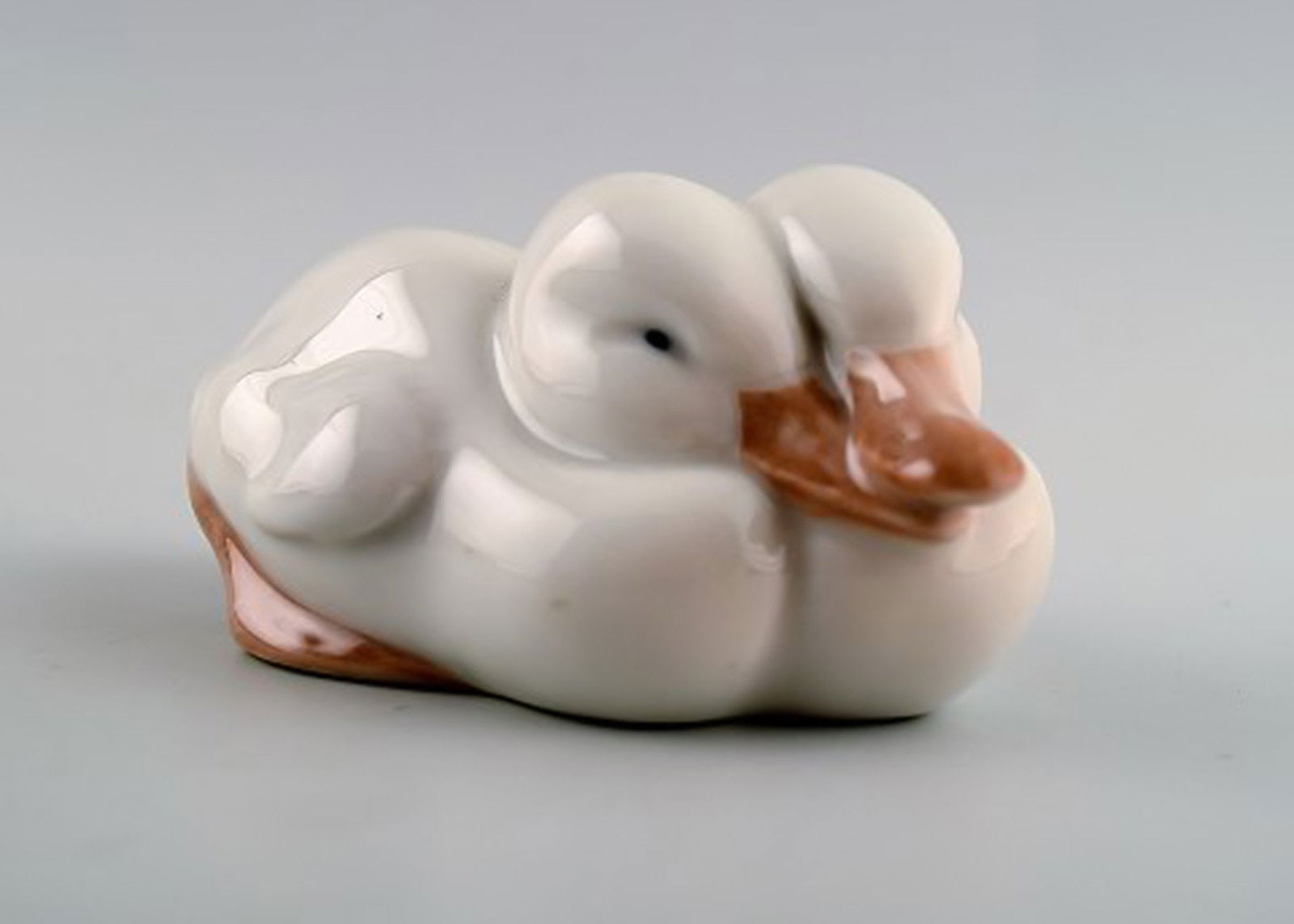 5 Royal Copenhagen and B & G, Bing & Grondahl porcelain figurines. Ducks, goose, 3 birds. - 5