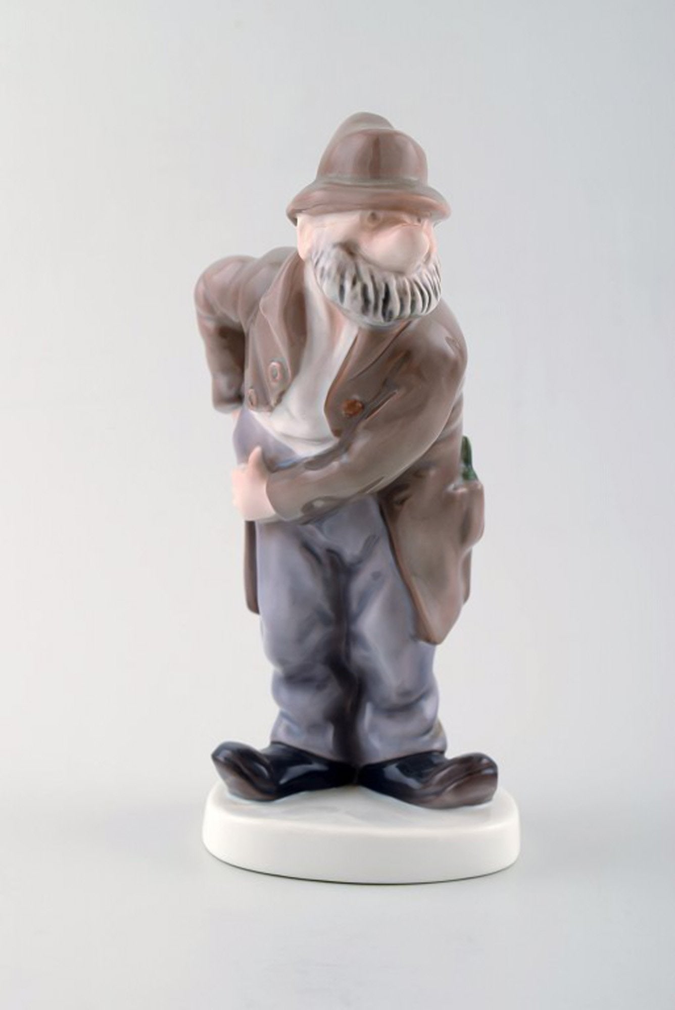 Bing & Grondahl B&G number 2473, Sofus Vagabond after Storm P.: Title: Bing & Grondahl B&G number 2473, Sofus Vagabond after Storm P. Description: Bing & Grondahl B&G number 2473, Sofus Vagabond after Storm P. Measures: 21 cm. Designed by P.H.C Paul Hauch Carlsen.