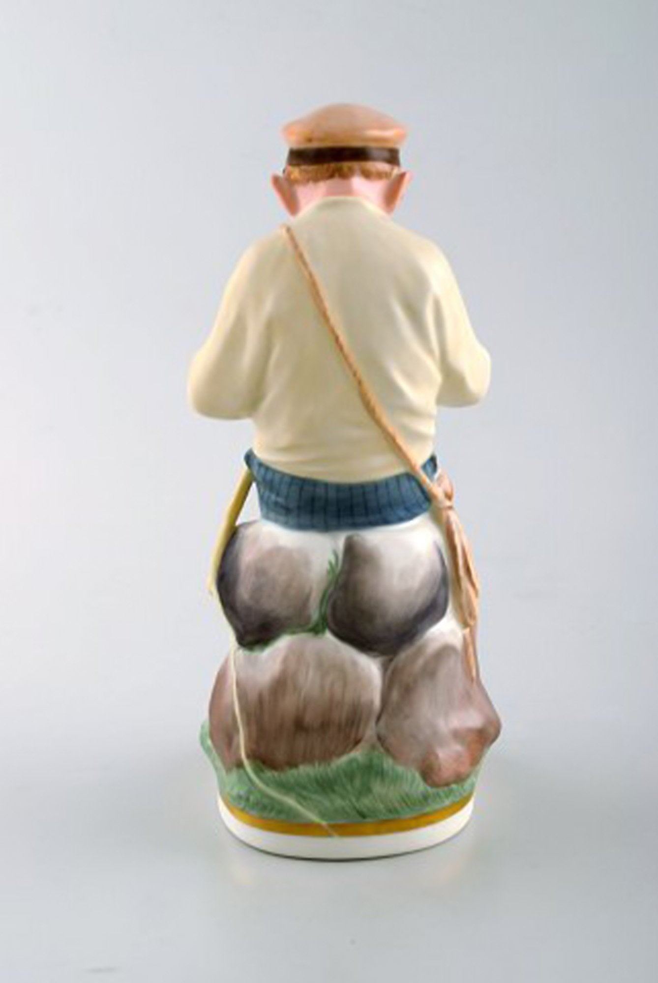Royal Copenhagen porcelain figurine in high quality over glaze. Young boy. Model number 905. Dated - 6