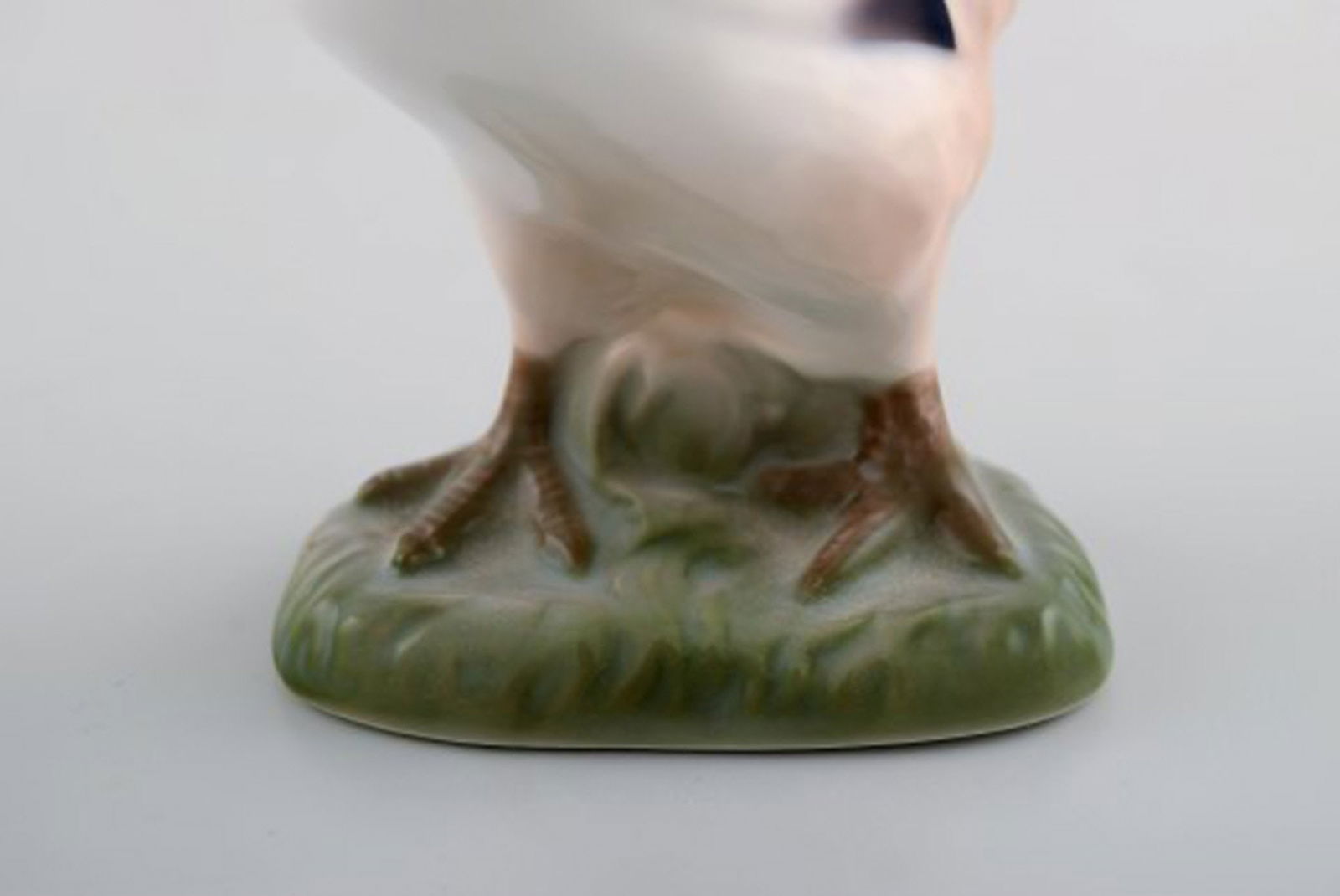 Bing & Grondahl porcelain figure. Hen. 1970's. Model Number: 2193. - 4