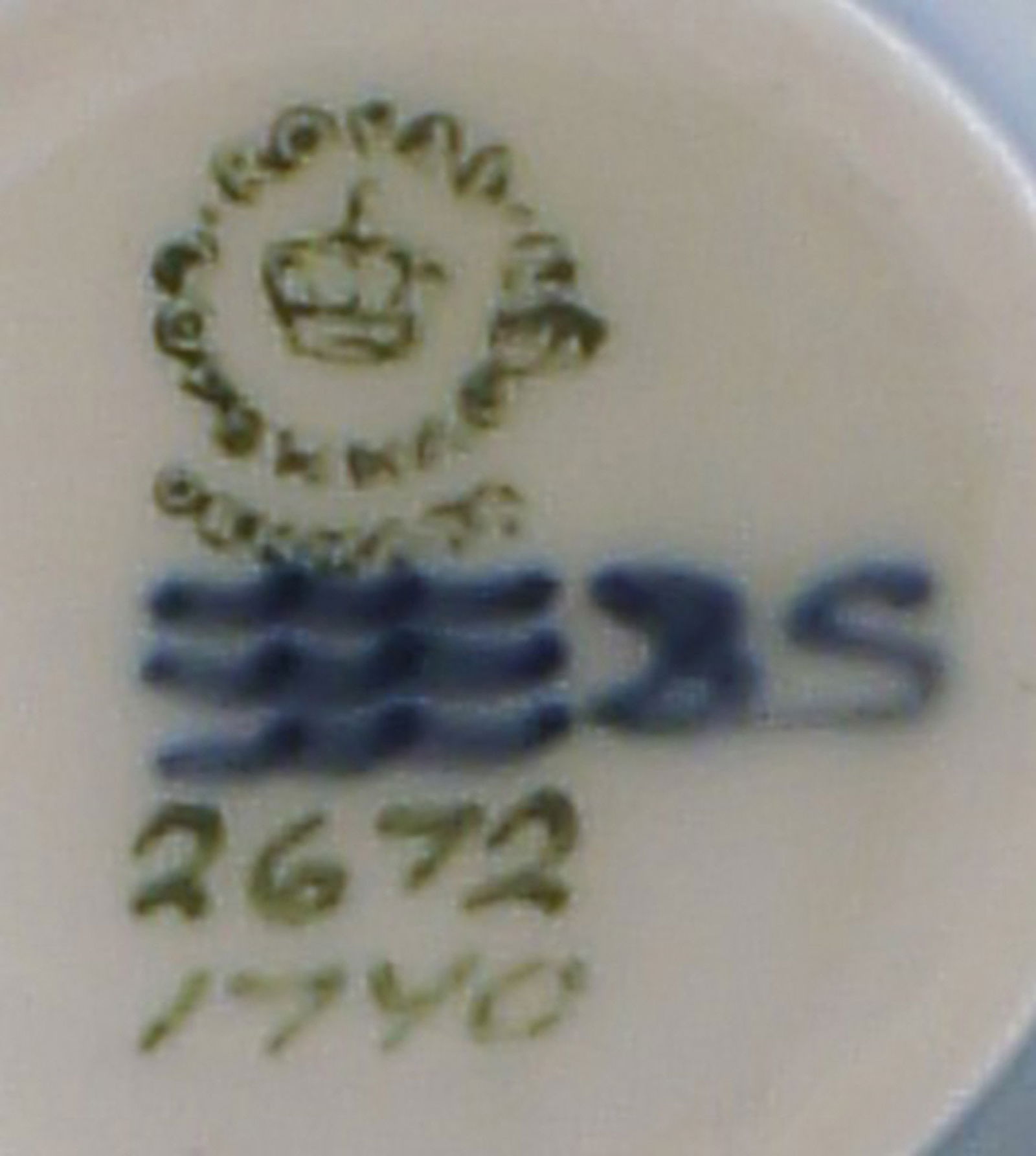 Royal Copenhagen vase with cactus. - 3