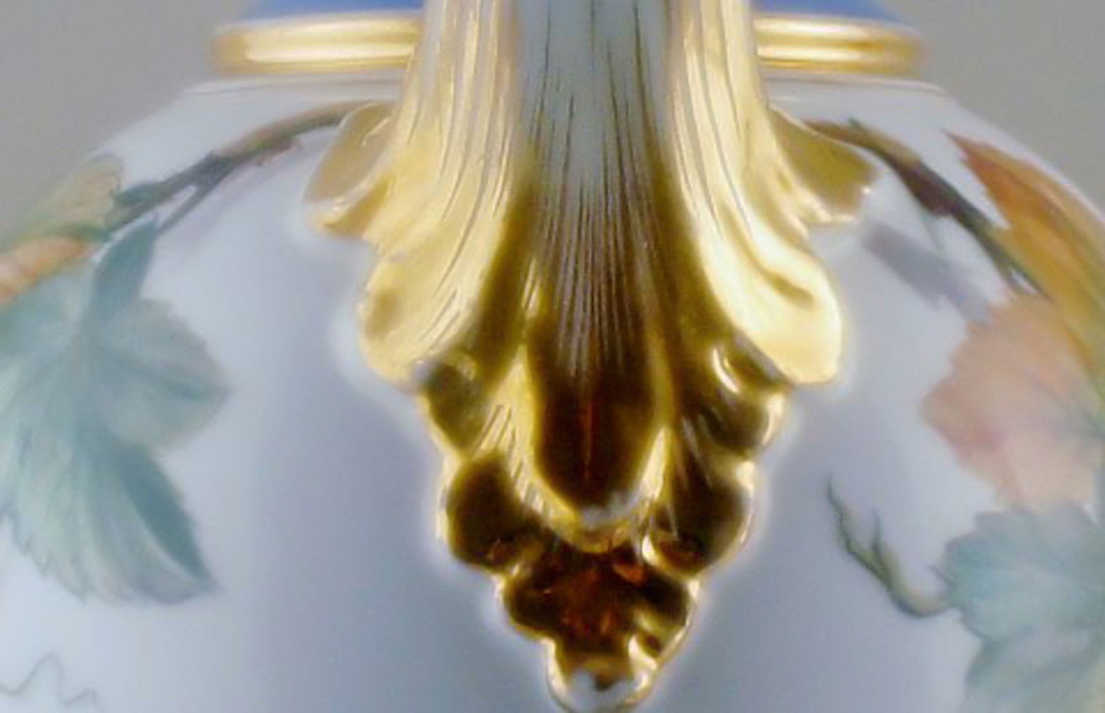 Royal Copenhagen antique large wine pitcher on stand. Museum´s piece. - 7