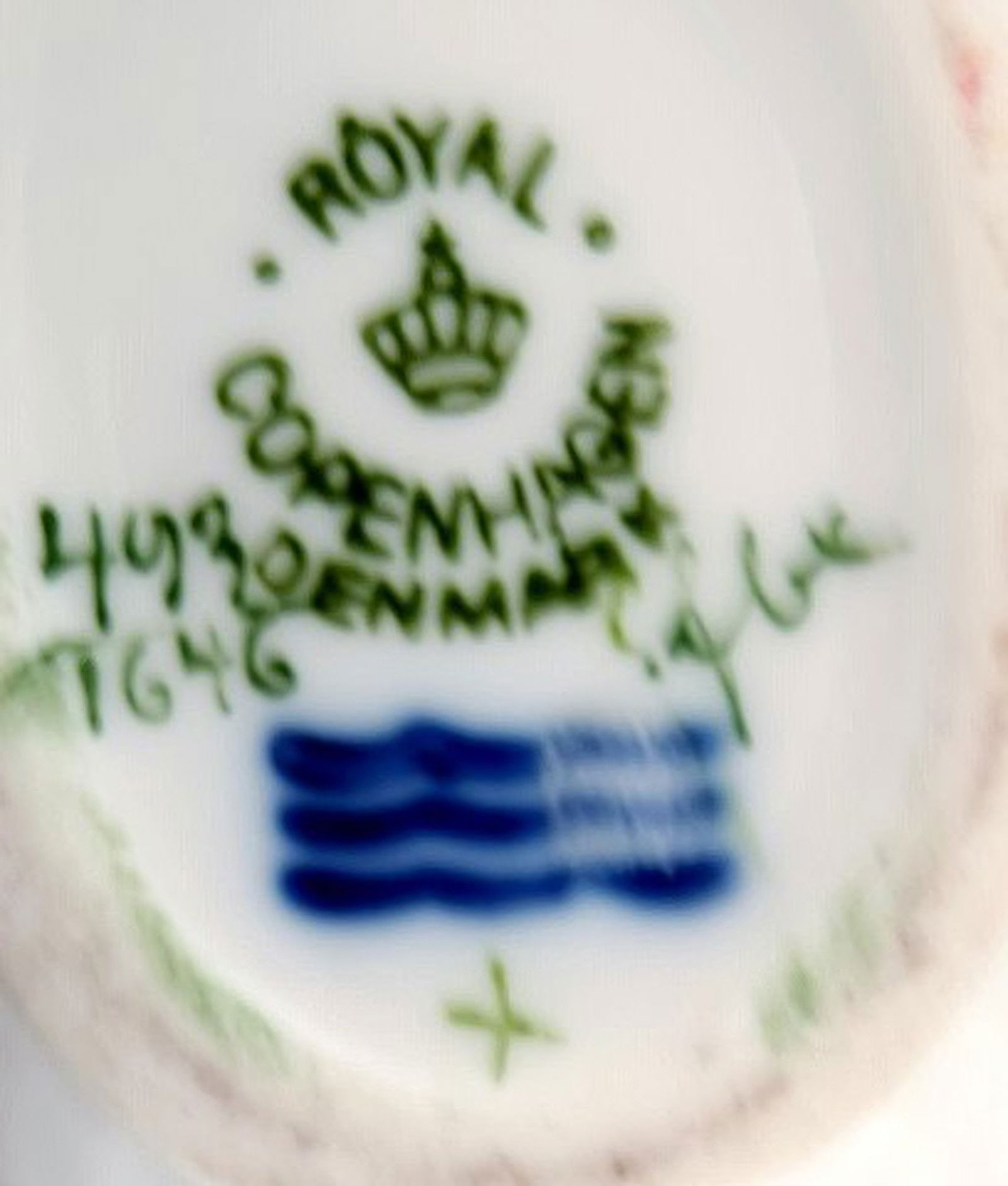 Royal Copenhagen Saxon Flower, four salt cellars. - 3